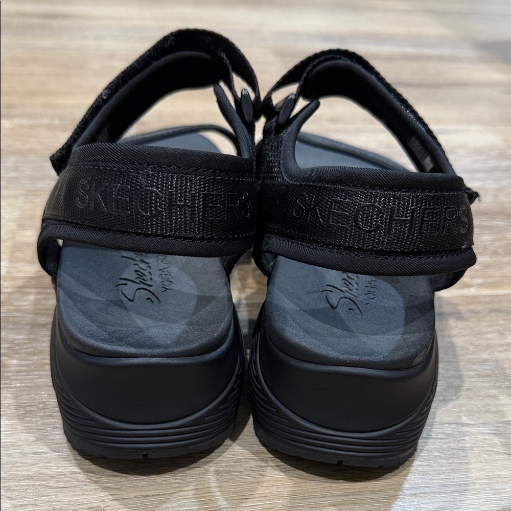 Skechers Size 11 Black Women's 119185 Uno New Sesh Yoga Foam Skech Air Sandals - Picture 4 of 10